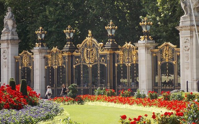 Sådan får du mest ud af din storbyferie på budget